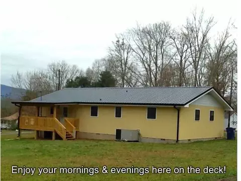 110 Hamilton St, Dunlap, TN 37327 photo 2