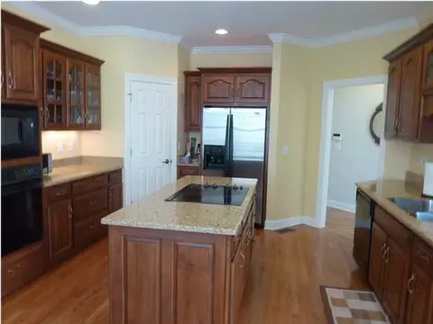 9640 Windrose Cir, Chattanooga, TN 37421 photo 11