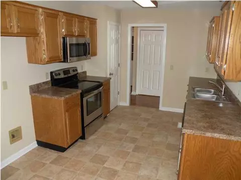 1917 Howell Mill Dr, Chattanooga, TN 37421 photo 5