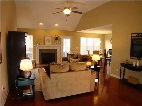8335 Witherow Way, Ooltewah, TN 37363 photo 2