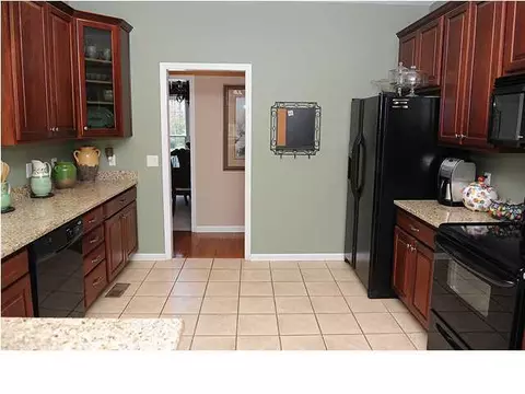 8528 Pershing Rd, Chattanooga, TN 37421 photo 2