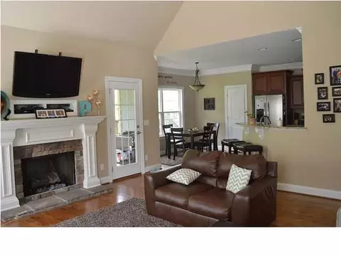 8736 Walnut Leaf Dr, Ooltewah, TN 37363 photo 6