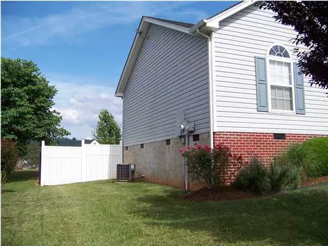 320 Bluff View Dr, Ringgold, GA 30736 photo 3