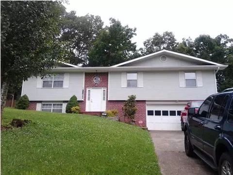 2811 Oak Leaf Ln, Chattanooga, TN 37421 photo 1