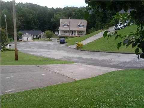 2811 Oak Leaf Ln, Chattanooga, TN 37421 photo 5