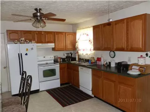 207 Seminole Dr, Dunlap, TN 37327 photo 3