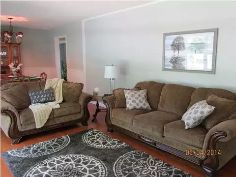 3722 Premium Dr, Chattanooga, TN 37415 photo 2