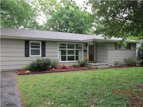 3722 Premium Dr, Chattanooga, TN 37415 photo 1