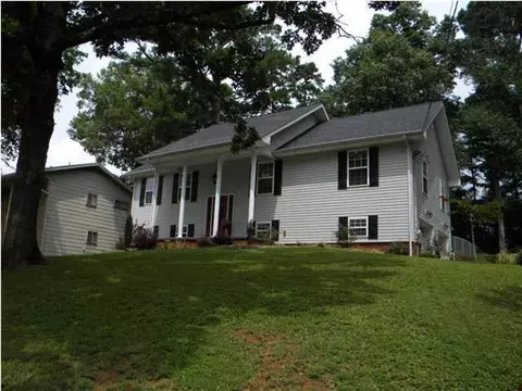 8419 Iris Dr, Chattanooga, TN 37421 photo 1