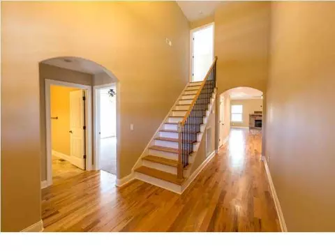 736 Soaring Eagle Cir, Chattanooga, TN 37343 photo 3