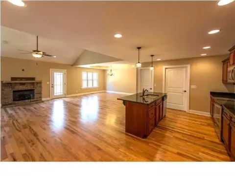 736 Soaring Eagle Cir, Chattanooga, TN 37343 photo 4