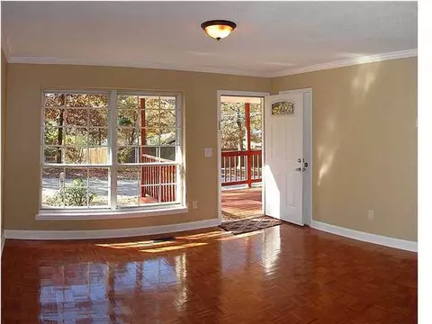 8315 Middle Rd, Chattanooga, TN 37421 photo 3