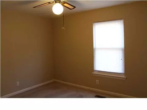 1923 Lake Peninsula Dr, Hixson, TN 37343 photo 13