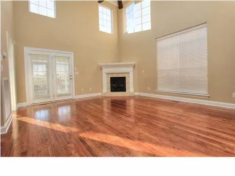 8242 Double Eagle Ct, Ooltewah, TN 37363 photo 4