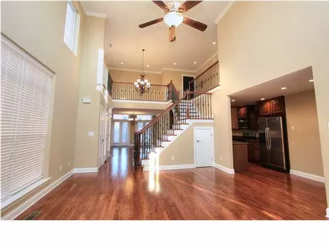 8242 Double Eagle Ct, Ooltewah, TN 37363 photo 3