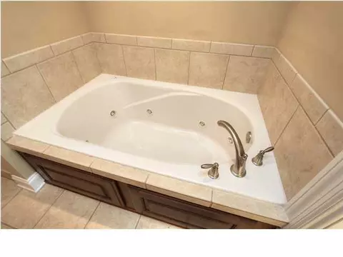 8242 Double Eagle Ct, Ooltewah, TN 37363 photo 18
