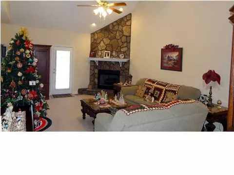 78 Bent Tree Dr, Ringgold, GA 30736 photo 6