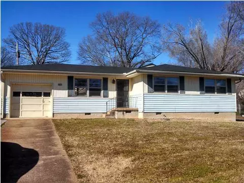 1437 Ely Rd, Hixson, TN 37343 photo 2