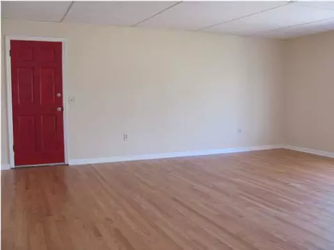 14 Phillips Dr, Fort Oglethorpe, GA 30742 photo 5