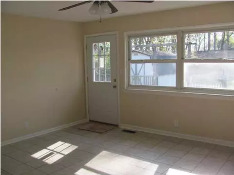 14 Phillips Dr, Fort Oglethorpe, GA 30742 photo 12