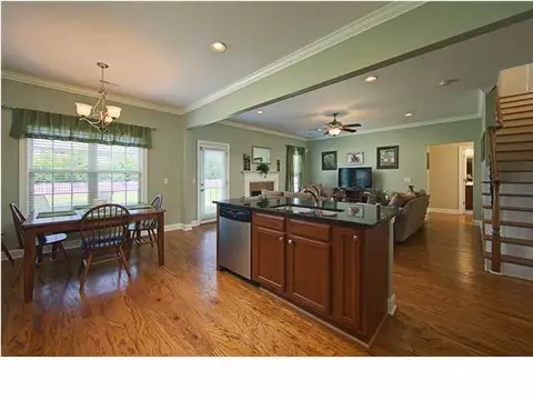 8317 Frontgate Cir, Ooltewah, TN 37363 photo 7