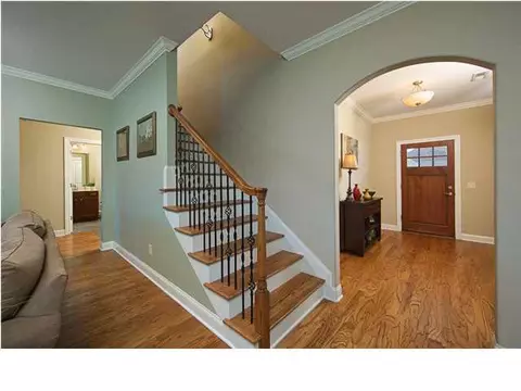 8317 Frontgate Cir, Ooltewah, TN 37363 photo 9