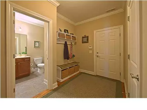 8317 Frontgate Cir, Ooltewah, TN 37363 photo 15