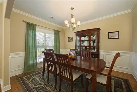 8317 Frontgate Cir, Ooltewah, TN 37363 photo 4