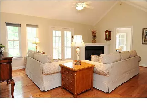 11615 Bates Rd, Apison, TN 37302 photo 2