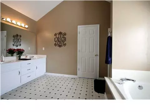 27 Windemere Dr, Ringgold, GA 30736 photo 10