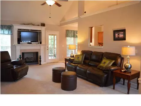 7491 Pfizer Dr, Ooltewah, TN 37363 photo 3