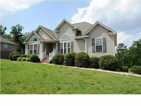 7491 Pfizer Dr, Ooltewah, TN 37363 photo 2