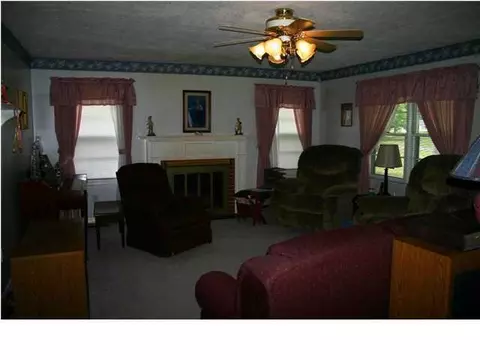 804 Dennis Ave, Jasper, TN 37347 photo 2