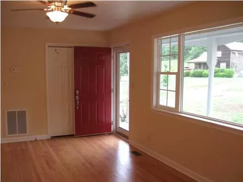624 Ely Rd, Hixson, TN 37343 photo 4