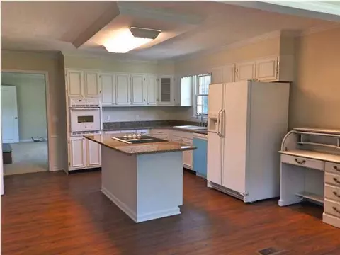 9540 Brainerd Rd, Chattanooga, TN 37421 photo 8