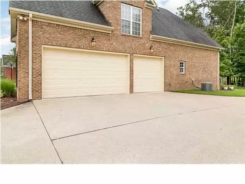 8604 Streamside Dr, Ooltewah, TN 37363 photo 26