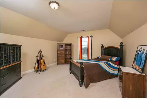 8604 Streamside Dr, Ooltewah, TN 37363 photo 19