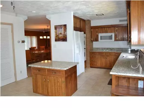 668 E Crest Rd, Chattanooga, TN 37404 photo 9