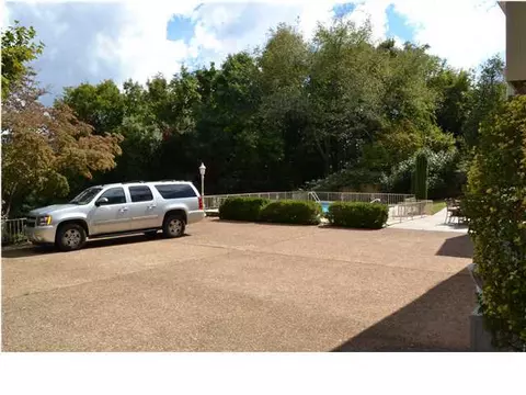 668 E Crest Rd, Chattanooga, TN 37404 photo 27