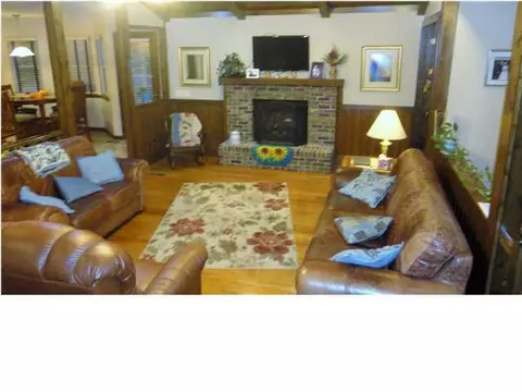 8102 Aytes Ln, Hixson, TN 37343 photo 5