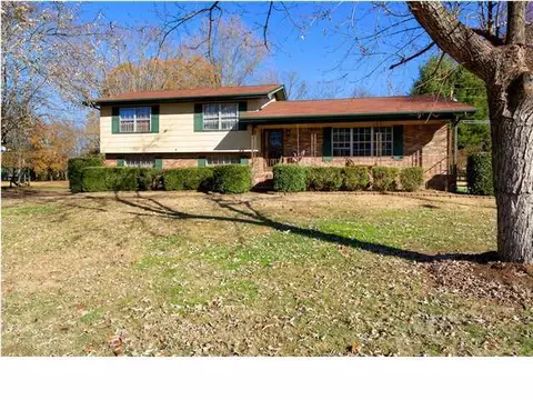 7357 Edgefield Dr, Chattanooga, TN 37421 photo 1