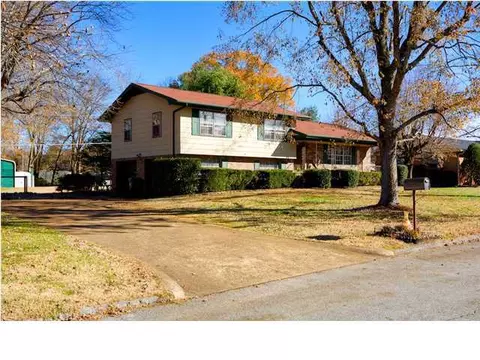 7357 Edgefield Dr, Chattanooga, TN 37421 photo 5