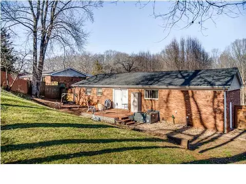 1370 Meadowood Dr, Hixson, TN 37343 photo 21