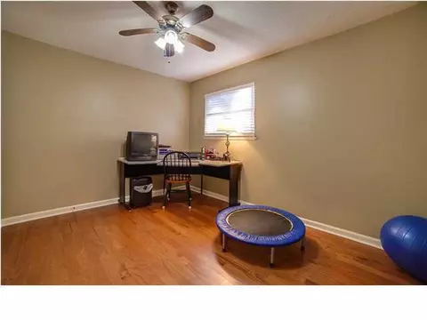 1370 Meadowood Dr, Hixson, TN 37343 photo 17