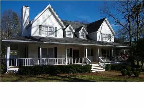 9237 Magic Mountain Dr, Chattanooga, TN 37421 photo 2