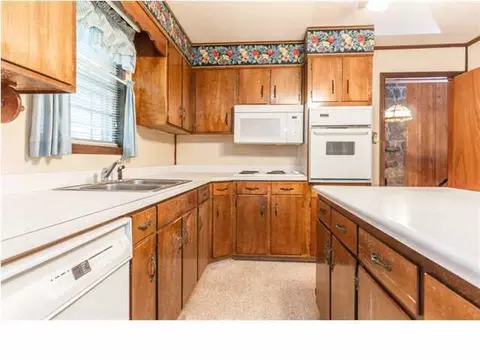 10642 High Point Rd, Apison, TN 37302 photo 3