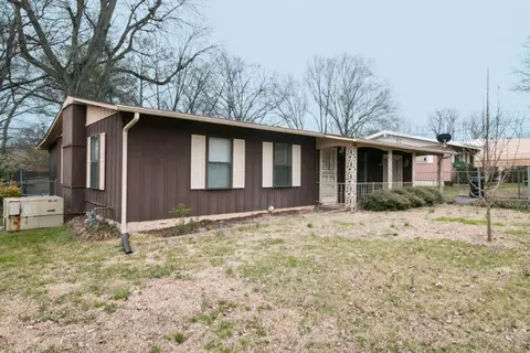 217 Robert E Lee St, Fort Oglethorpe, GA 30742 photo 4