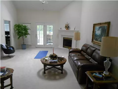 8281 Double Eagle Ct, Ooltewah, TN 37363 photo 2