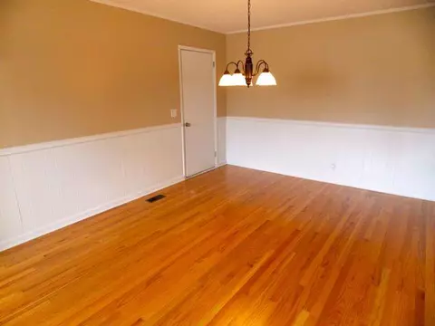 12 Phillips Dr, Fort Oglethorpe, GA 30742 photo 3