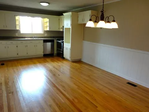 12 Phillips Dr, Fort Oglethorpe, GA 30742 photo 5